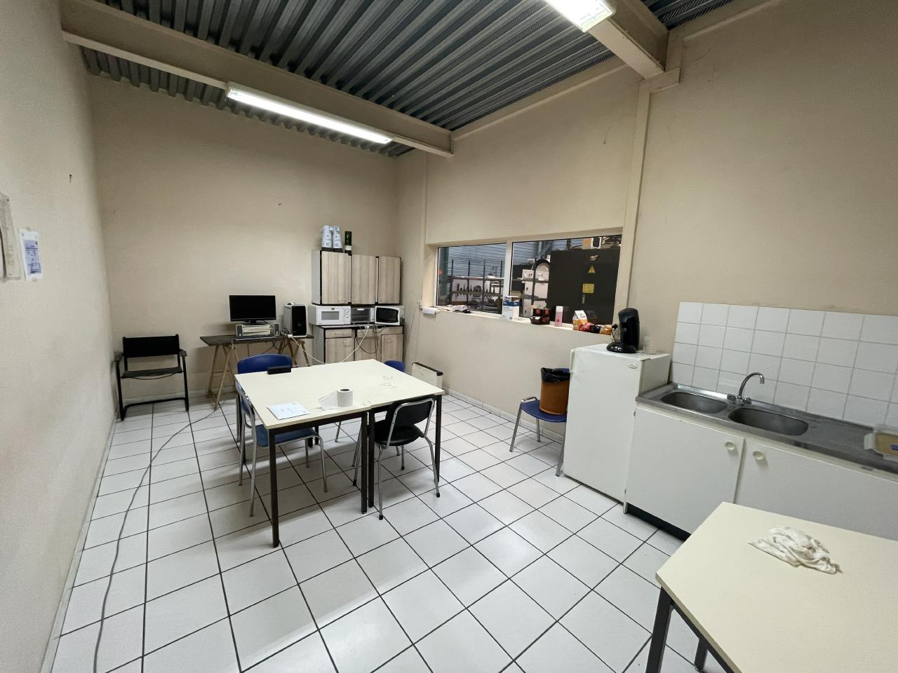 Local d'activité Marines 750m² Vente local d'activité Marines Val-d'Oise OVACT2423948 9